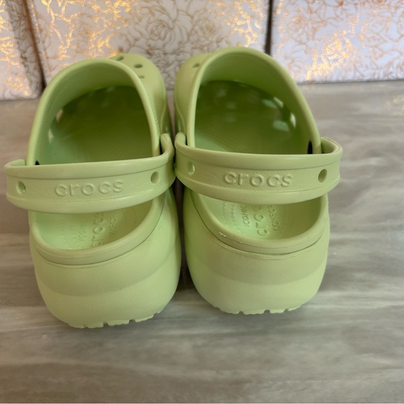 Crocs Iconic Comfort Light Green Women's Clog Slip-On Size 10. NWOT New - Picture 3 of 7